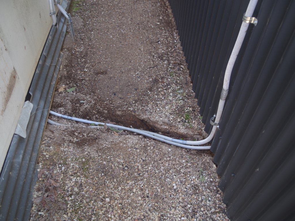 Two cables, one for solar electricity, and the other for 12V power